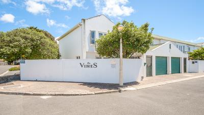 Townhouse For Sale in Diep River, Cape Town